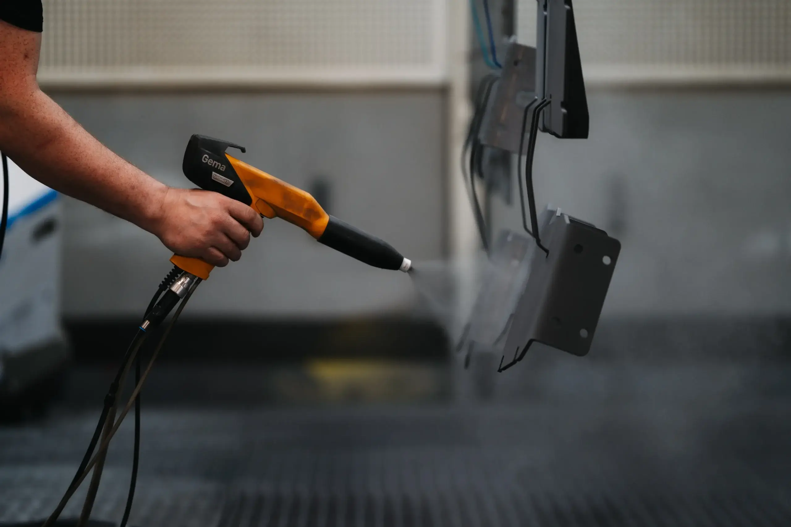 Pulverbeschichtung von Metallteilen